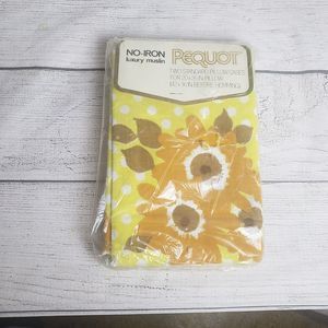 Vtg 70s Sunflower Standard Pillowcase Set Retro Pequot Luxury Muslin Movie Prop